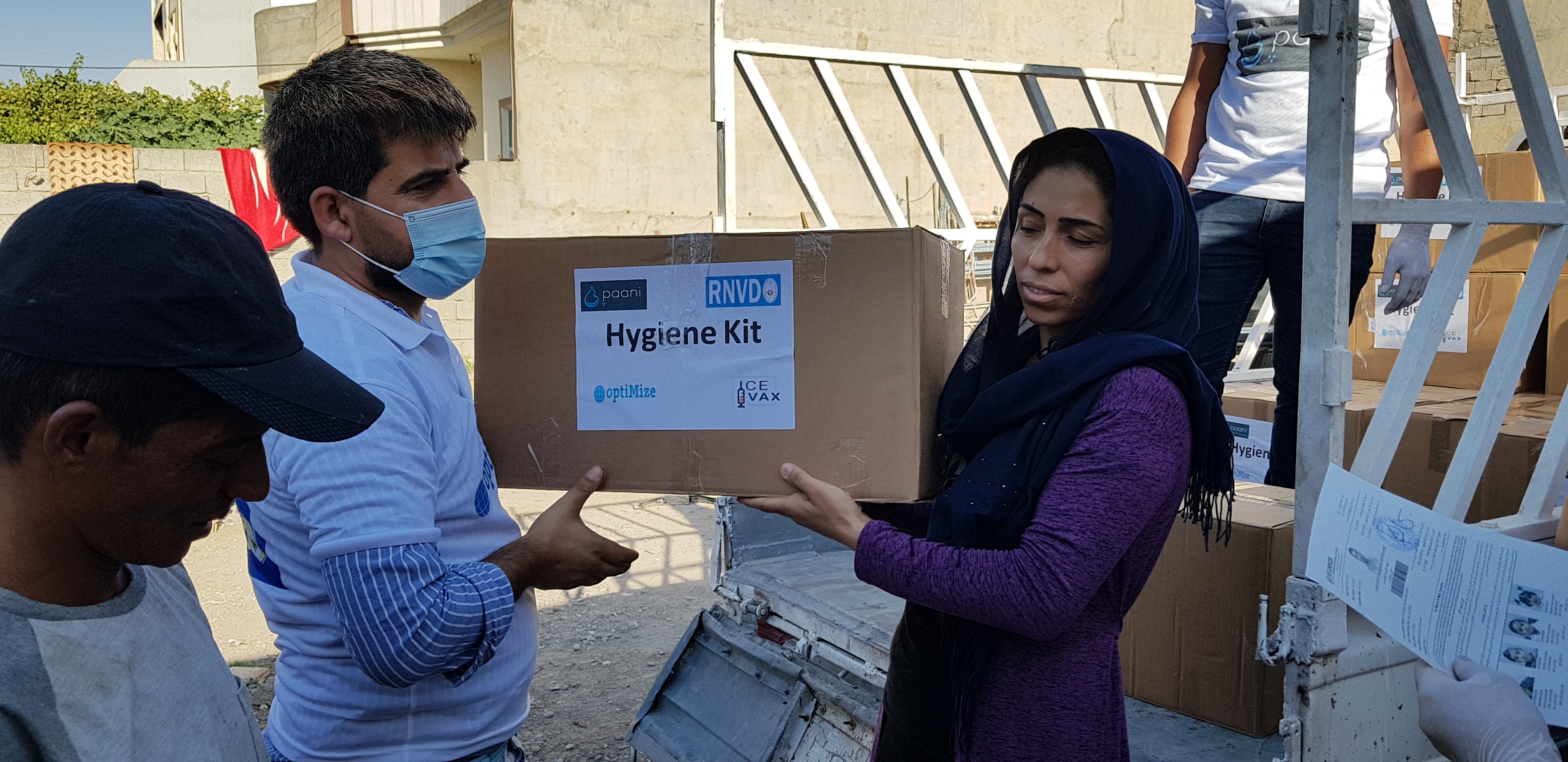 Providing hygiene kits to Syrian refugees in Erbil - Image 10