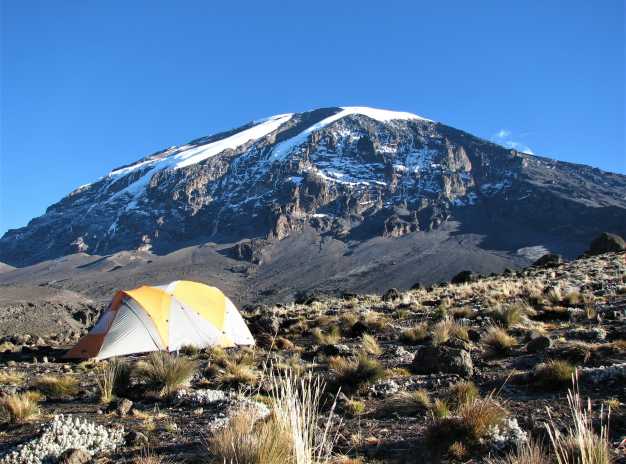 The view you would wake up to while on the mountain. 