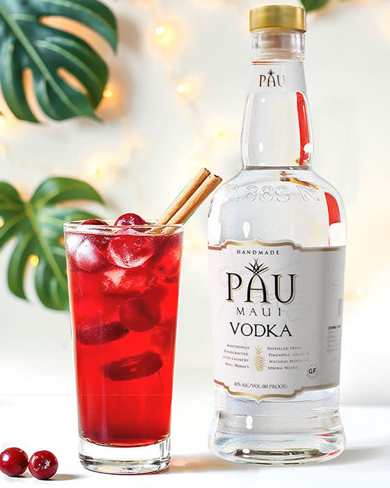 Recipe - Pau Maui Cran-Apple Punch - Featured Image Recipe - Pau Maui Cran-Apple Punch - Featured Image