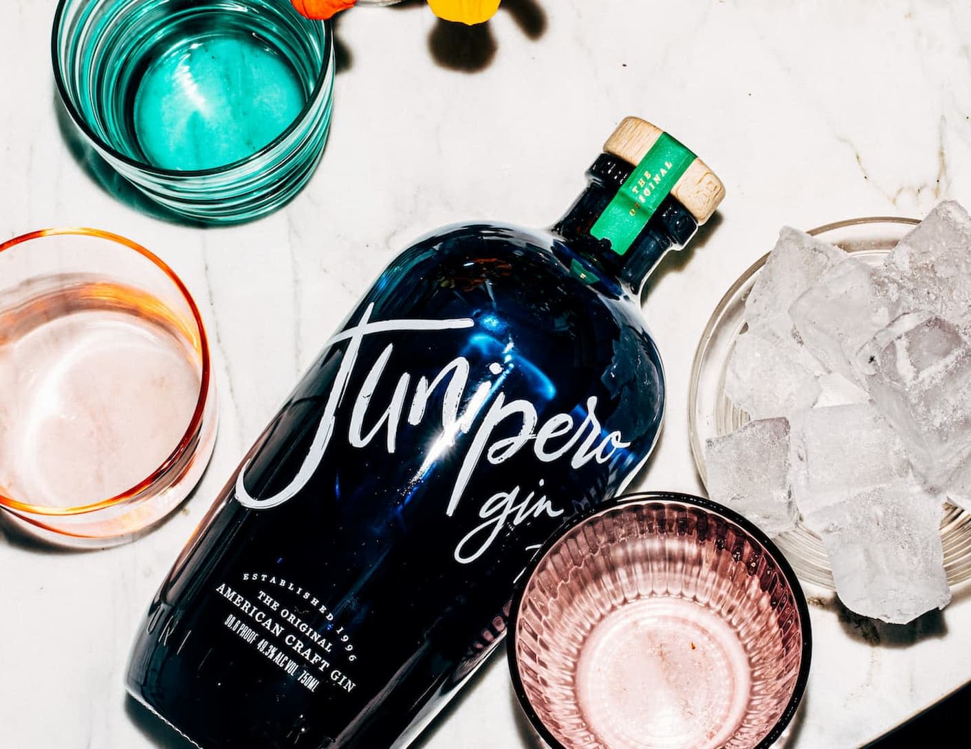 Article Content 65.4: Junipero Gin - Split Tout Image