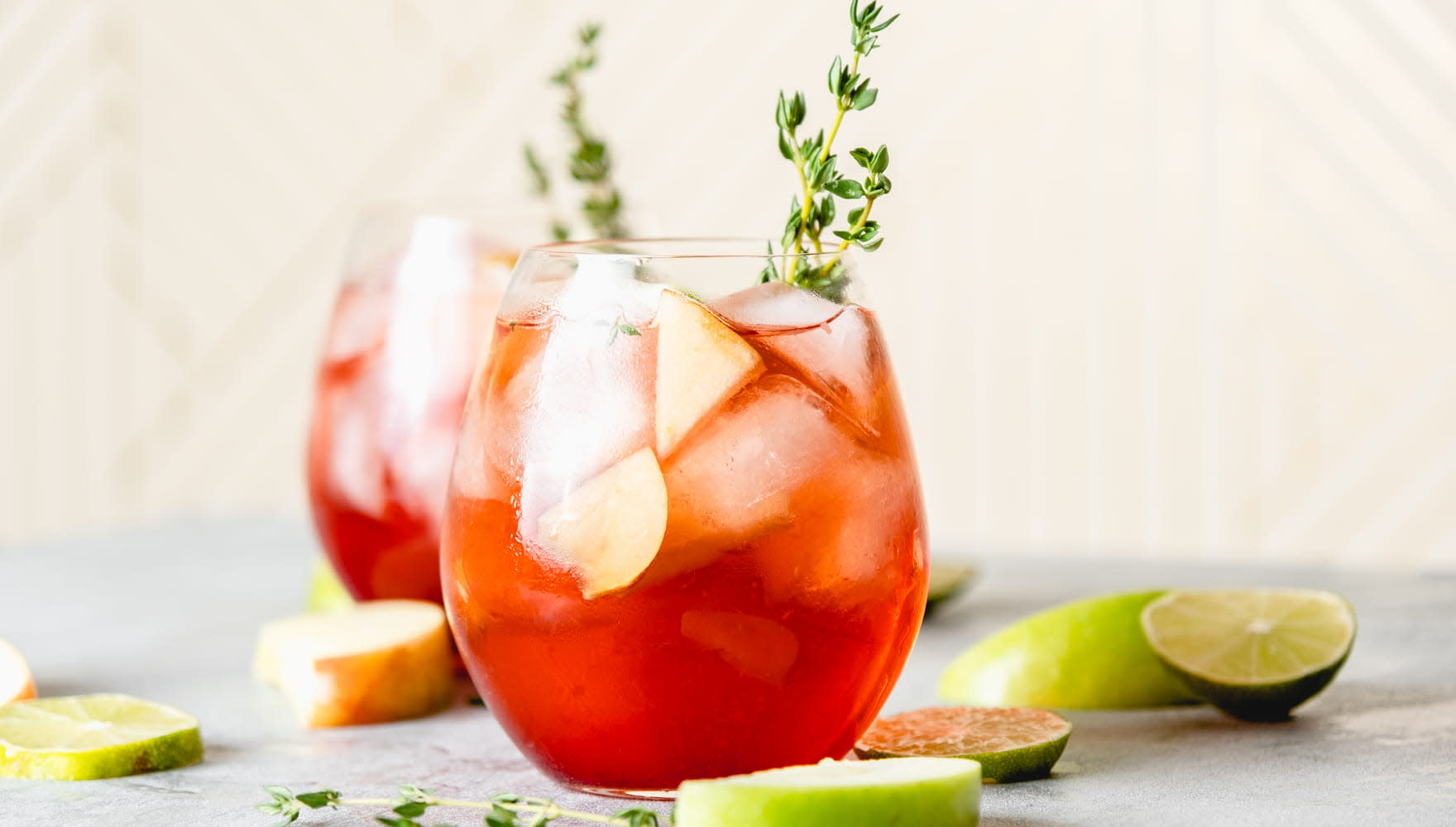 Article Content 27.3: Apple Walnut Sangria - Image