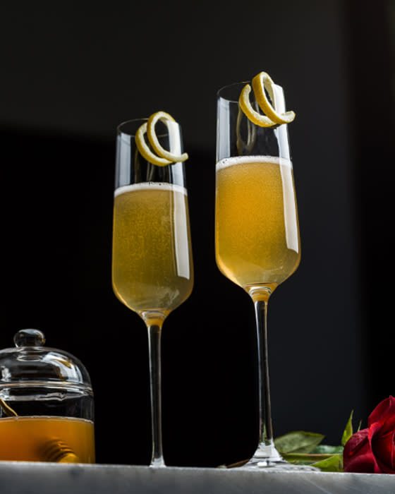 Recipe - Four Roses Kentucky 75 - Featured Image Recipe - Four Roses Kentucky 75 - Featured Image