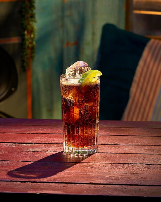 Recipe - Bacardí Cuba Libre - Featured Image