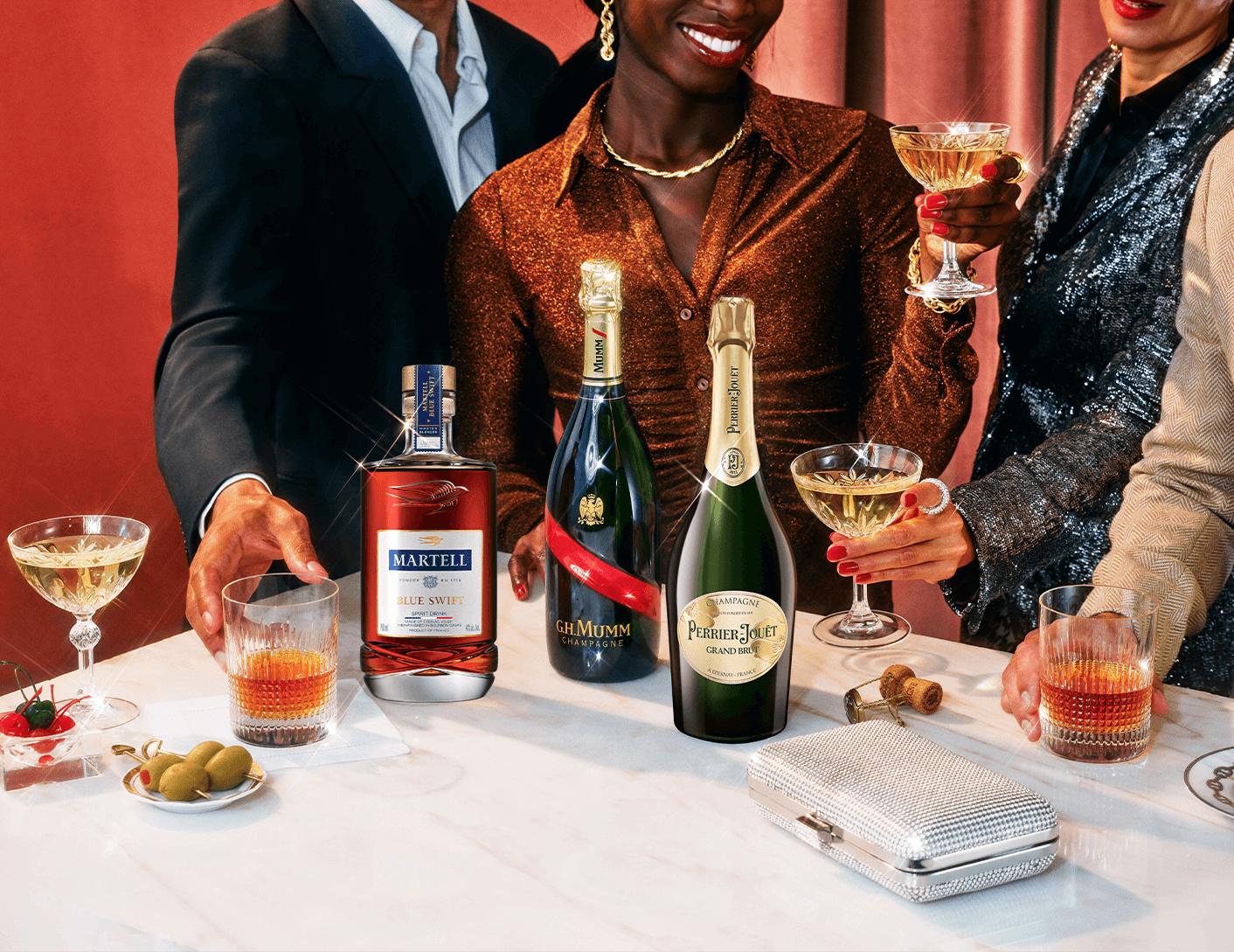 Article Content 160.2: G.H.Mumm Grand Cordon Brut Champagne - Split Tout Image
