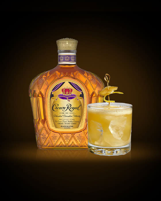 Recipe - Crown Royal Deluxe Penicillin - Featured Image