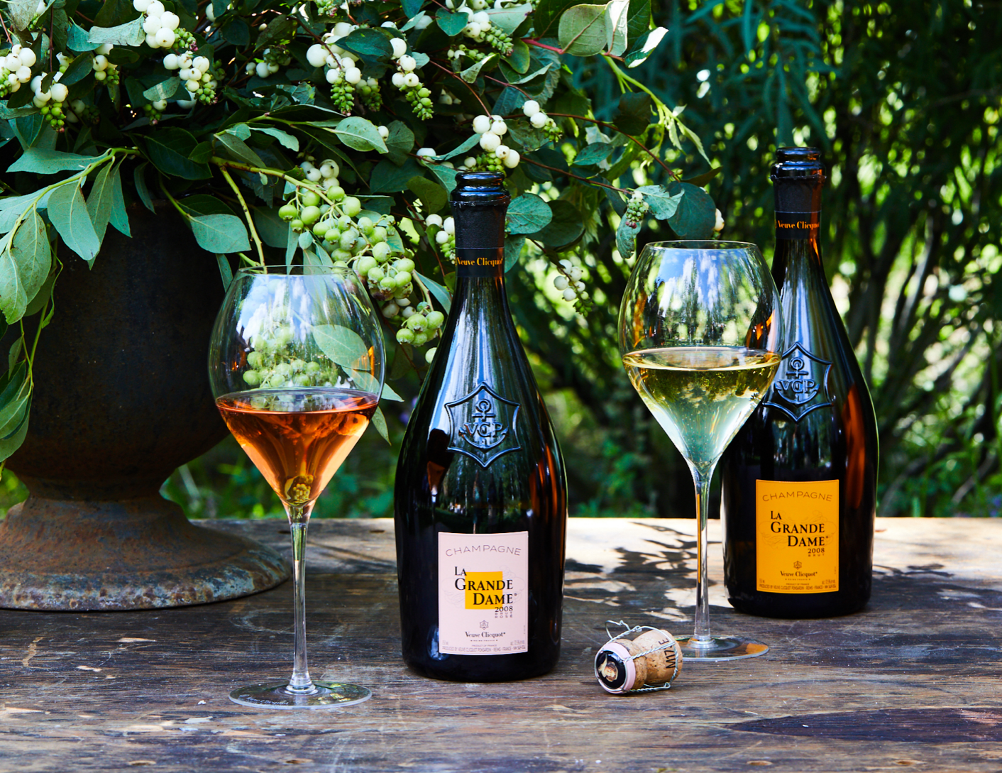 Article Content 102.2: Best Champagne for a Family Celebration - Image Article Content 102.2: Best Champagne for a Family Celebration - Image