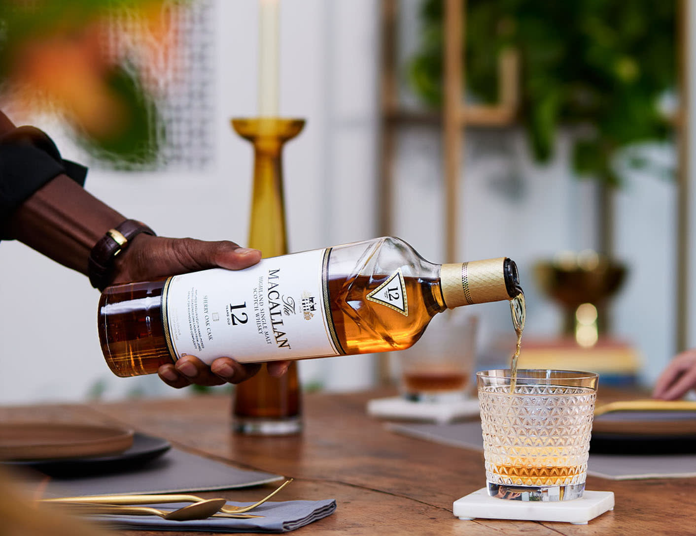 Article Content 8.4: The Macallan Sherry Oak 12 Years Old - Split Tout Article Content 8.4: The Macallan Sherry Oak 12 Years Old - Split Tout
