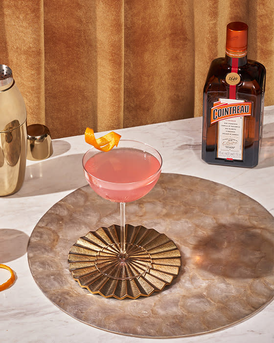 Recipe - Cointreau Cosmopolitan - Featured Image