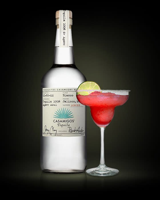 Recipe - Casamigos Coconut Grapefruit Margarita - Featured Image