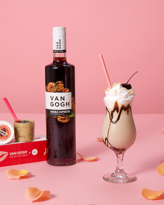 Recipe - Van Gogh Coffee Date - Featured Image Recipe - Van Gogh Coffee Date - Featured Image