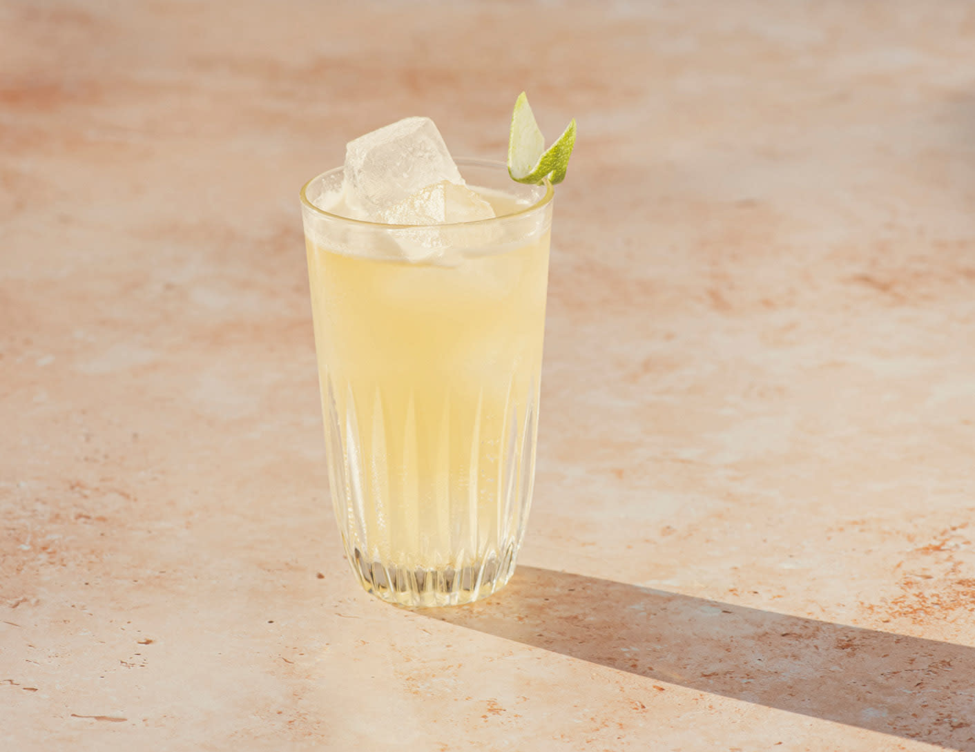 Article 196.8: The Beverly Highball - Split Tout Image