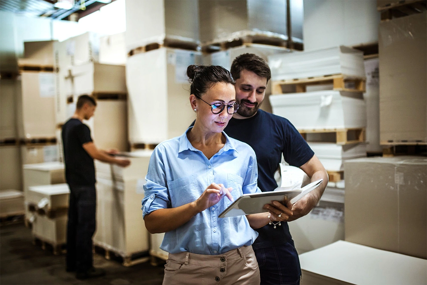 Feature List Image / Alliances / Adobe / Reach customers 