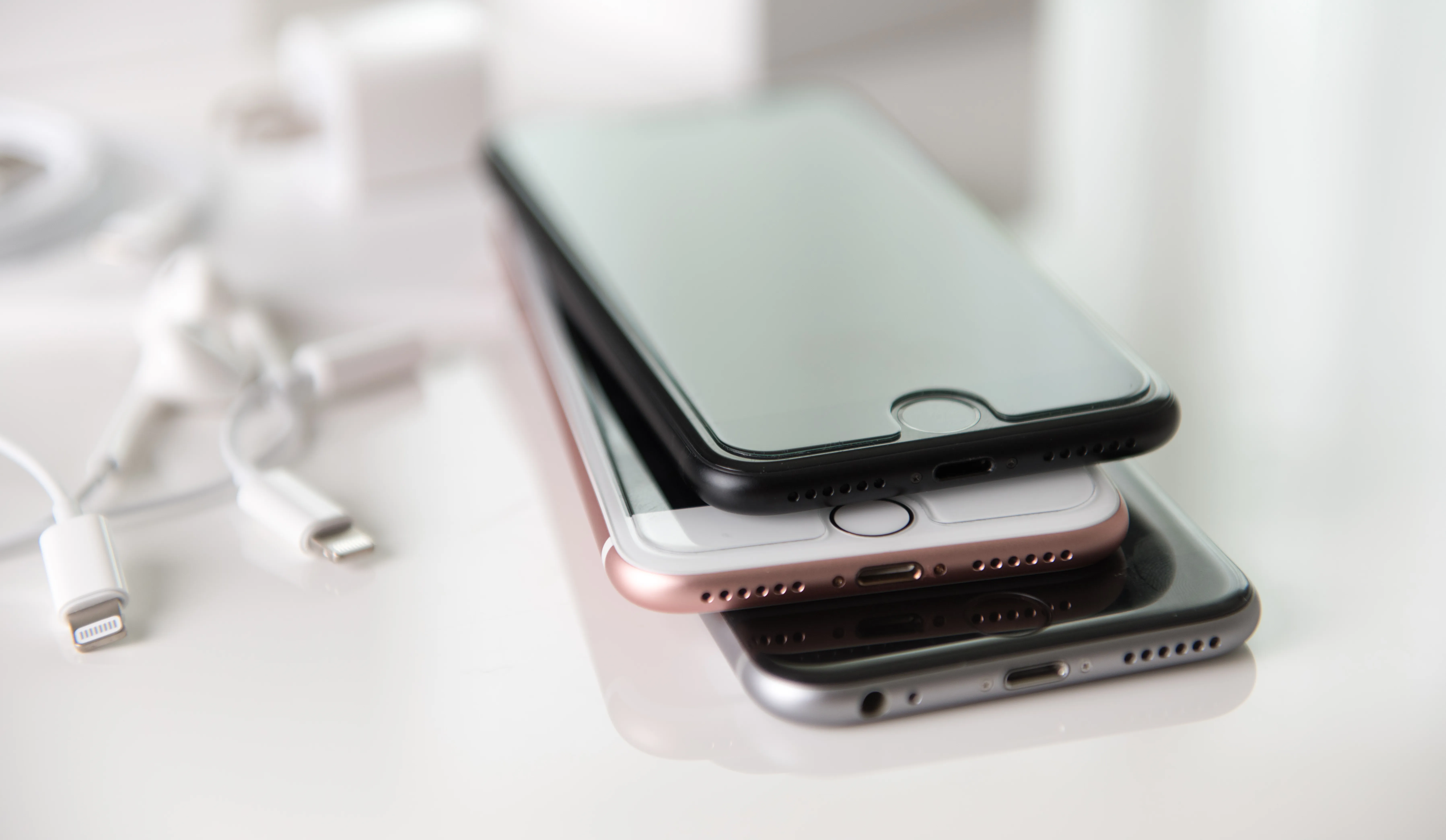 Media / Mobility / Evolved Mobility / Multicard - Related Content / Card / Image / How Evolved Mobility Enables