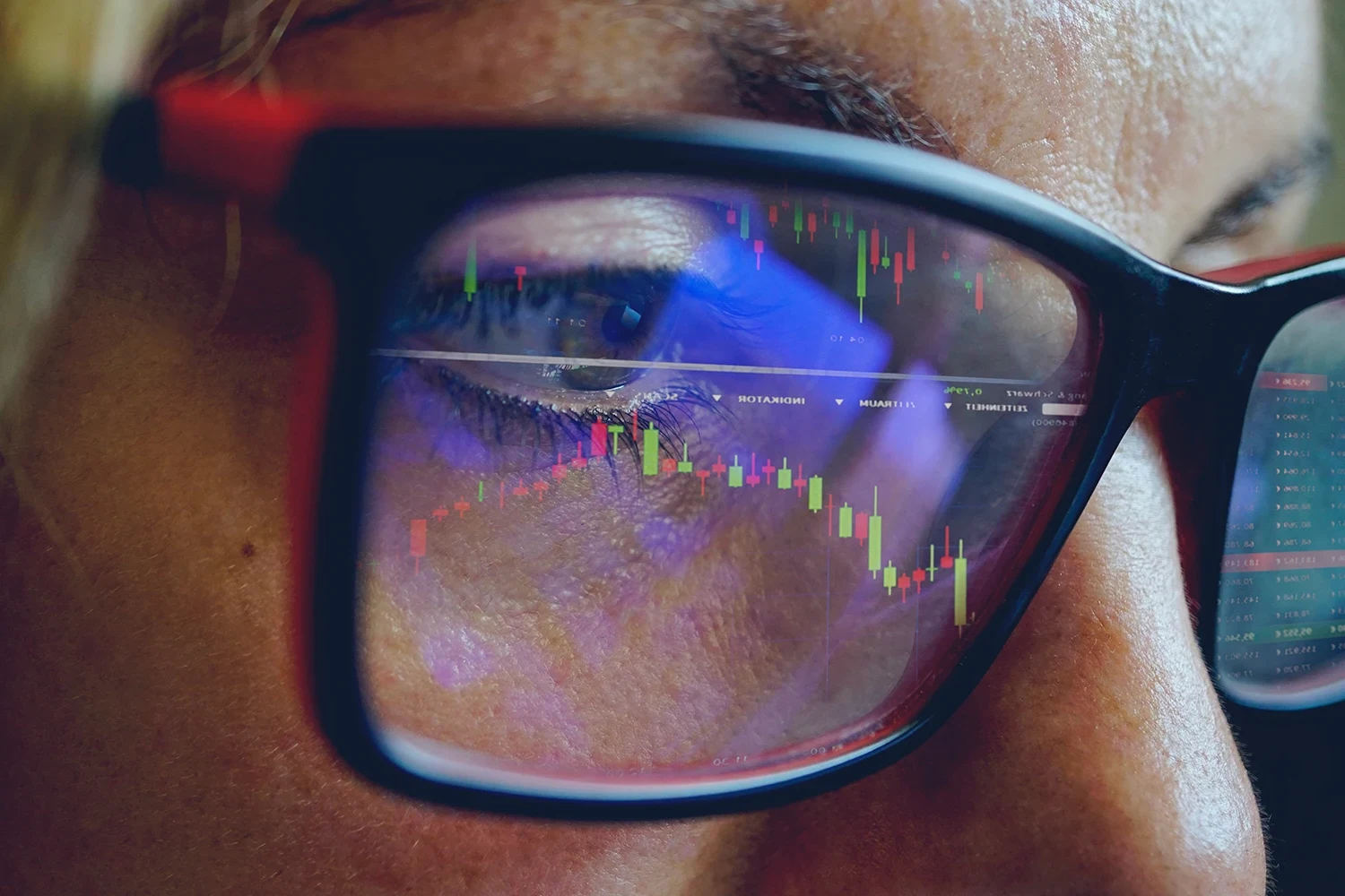 Feature List / List image / Industry Insights / Messaging / RBM Pro Services