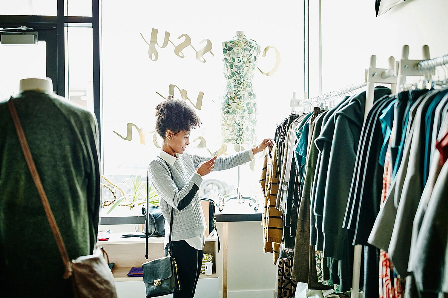 Feature List Image / Alliances / Adobe / SMS and PUSH