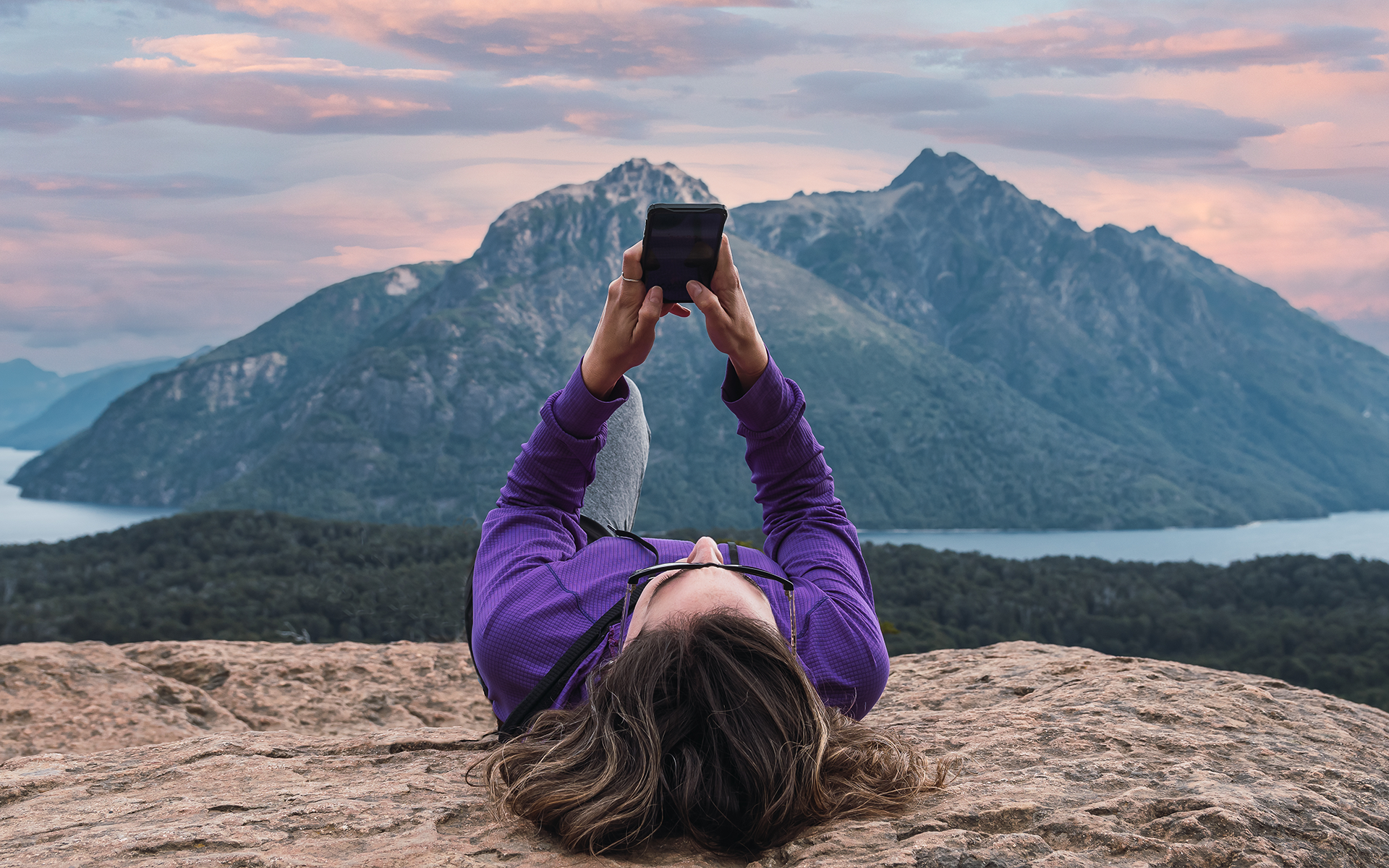 67771 Blog Professional Services - Execution Is the New Differentiator in RoamingnImage