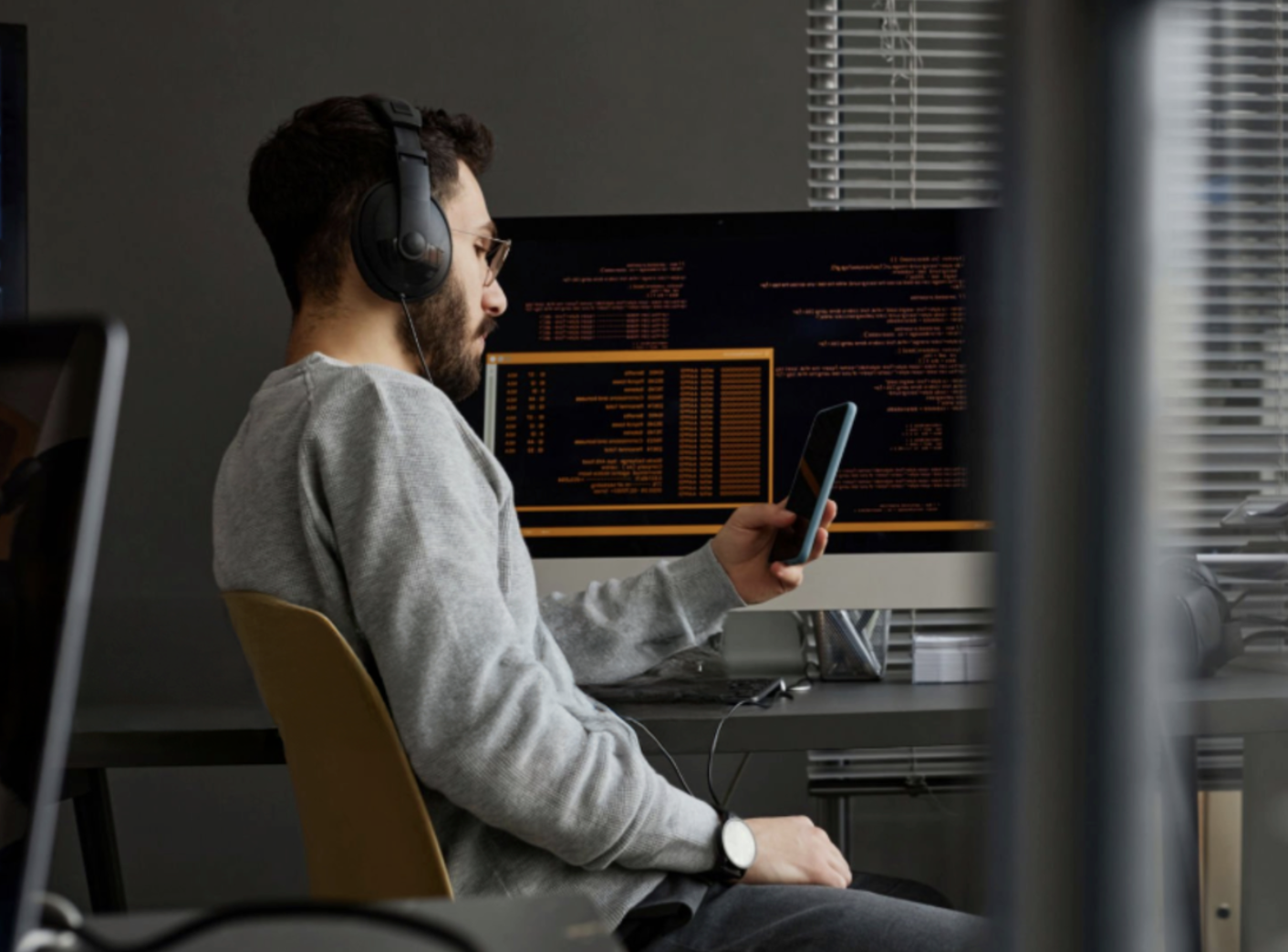 Feature List / Mobility / Private Wireless Network 