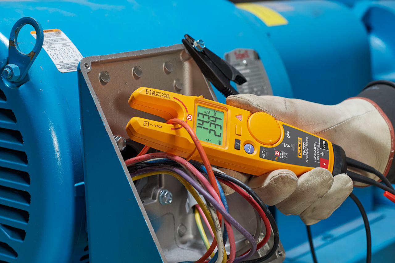 Fluke-t6-electrical-tester-hero