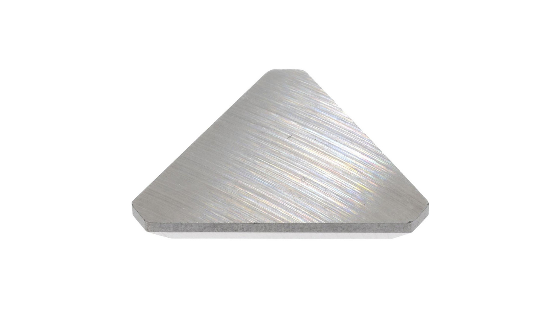 Triangle chip breaker