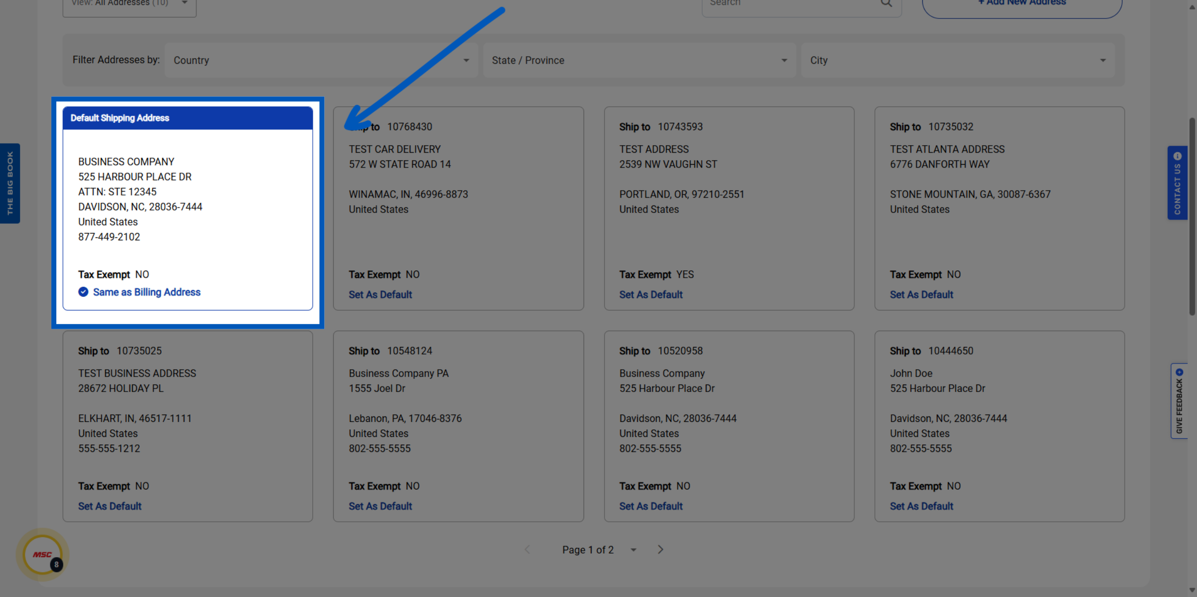 Blue arrow pointing to default shipping address card highlighted with blue border on address management page