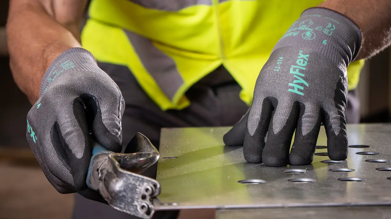 Ansell's HyFlex™ Precision Comfort Series