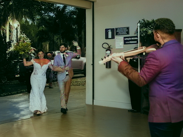 Imagem ilustrativa para serviço Entrada do Casal + Valsa