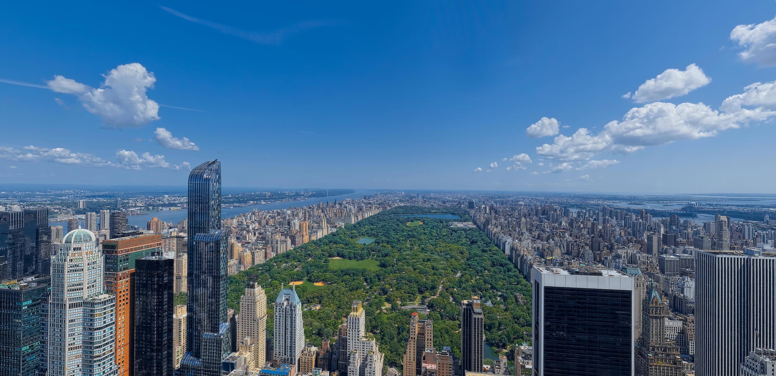 New Condo Towers Are Racing Skyward in Midtown Manhattan