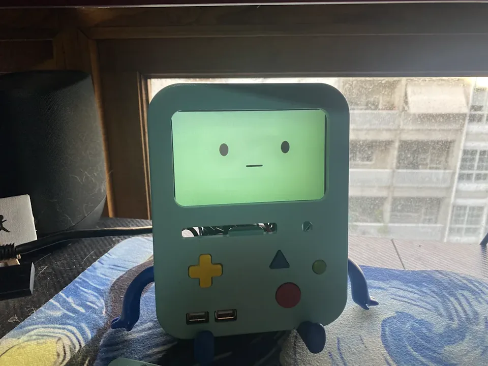 BMO, un asistente personal interactivo en Raspberry Pi con IA