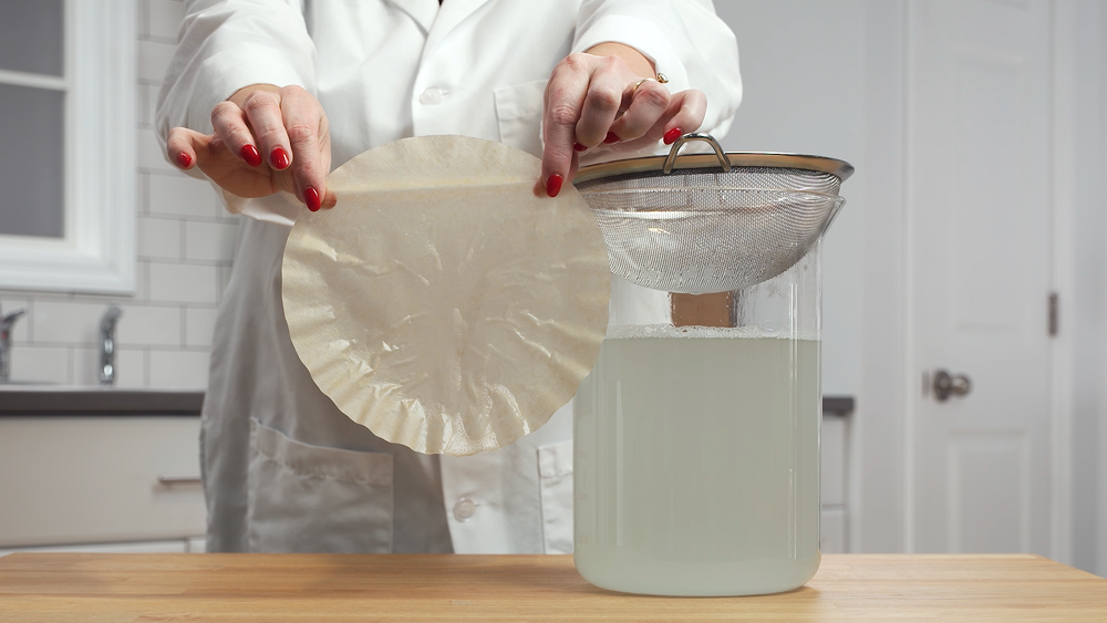 Discover what’s inside Cascade dish detergent. Learn how carefully selected ingredients, from enzymes to stain fighters, work together for spotless dishes.