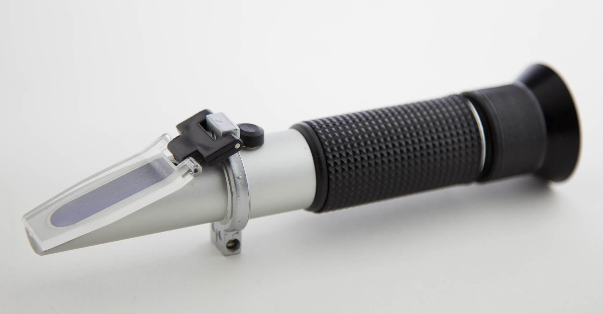 3 Things To Check Before You Buy A Refractometer | Craft Beer & Brewing