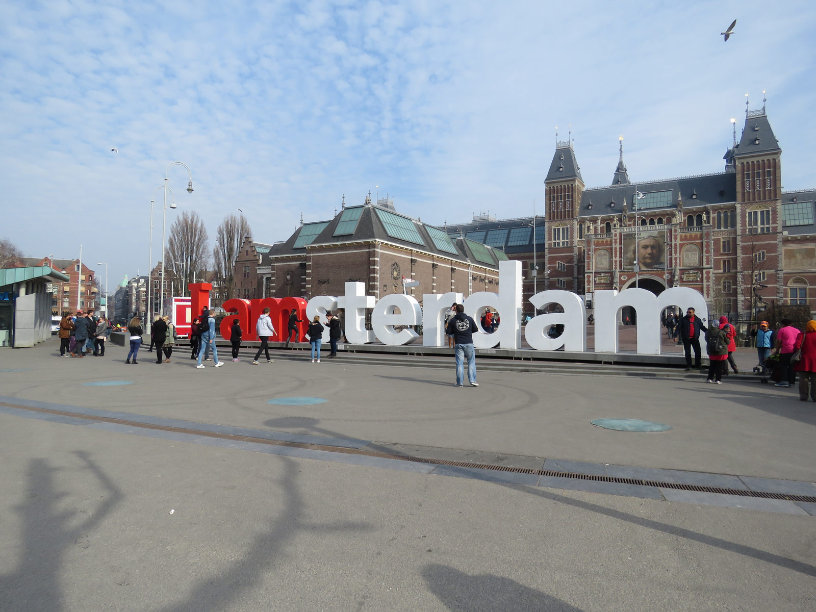i amsterdam sign