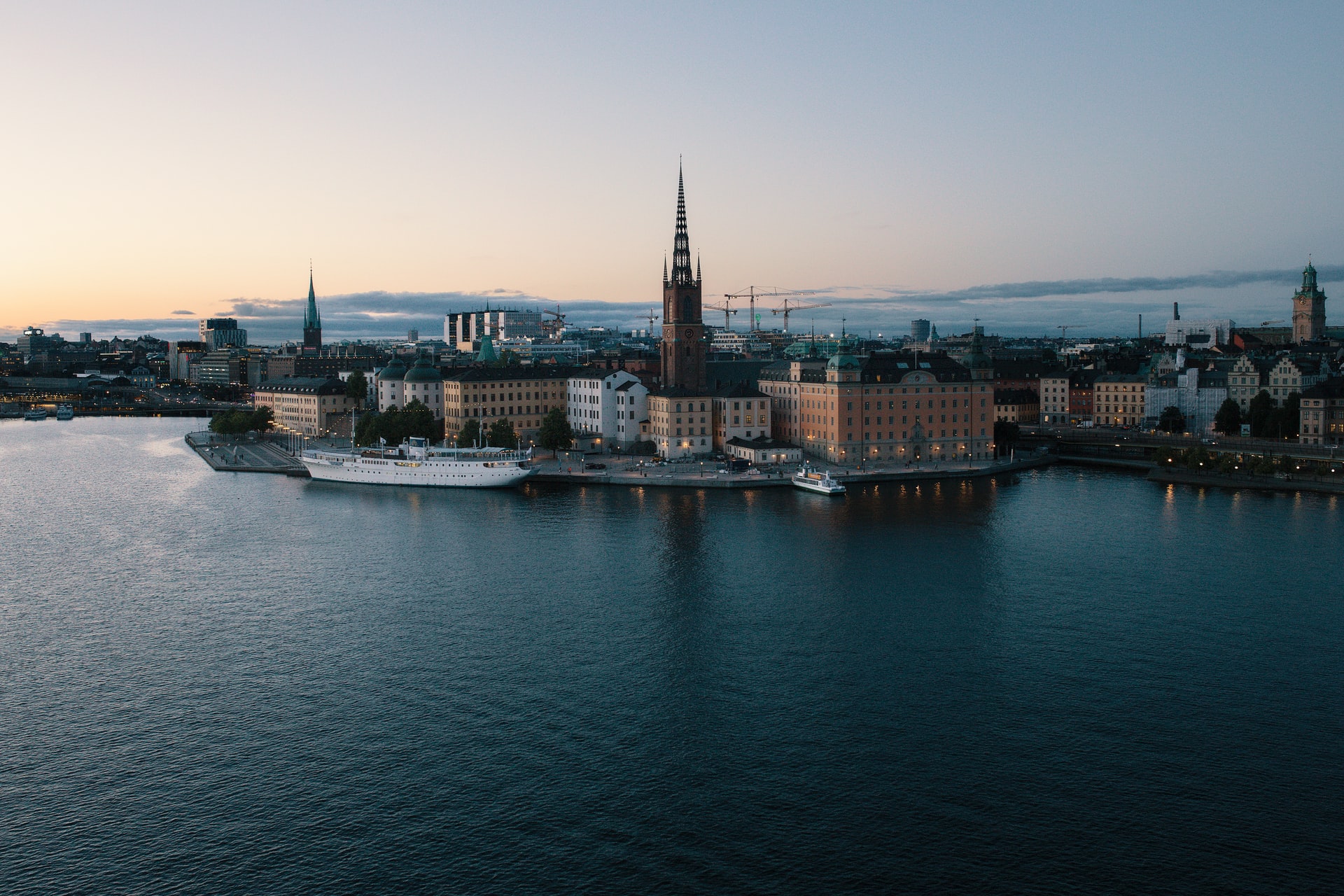 Credit: Unsplash, Jon Flobrant