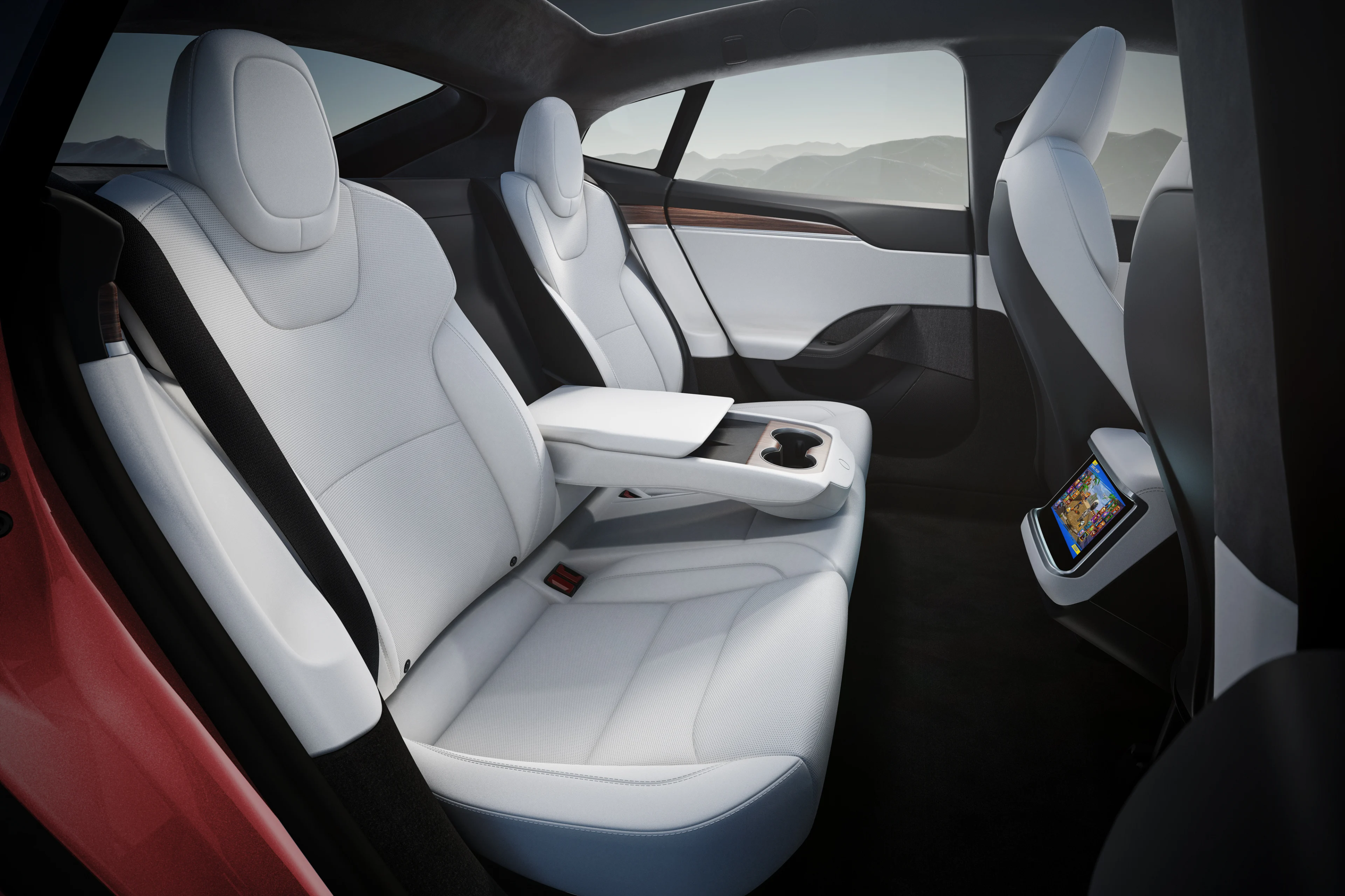 Tesla Model S 2023 backseat