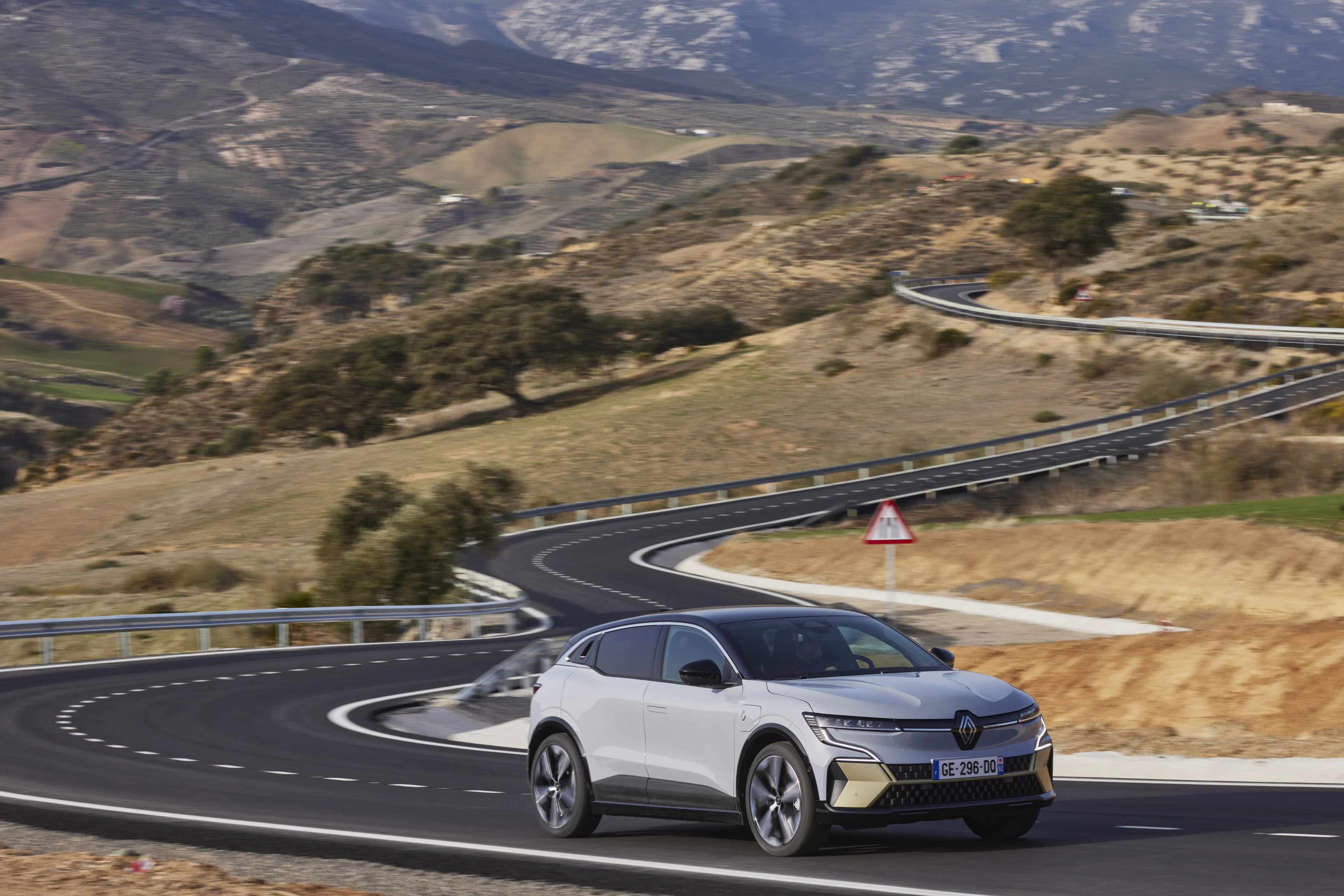 Renault Megane E-Tech 2022 front