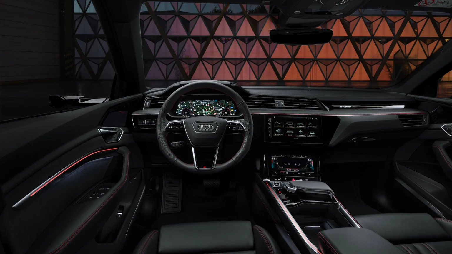 Audi Q8-etron-2023 pulpit