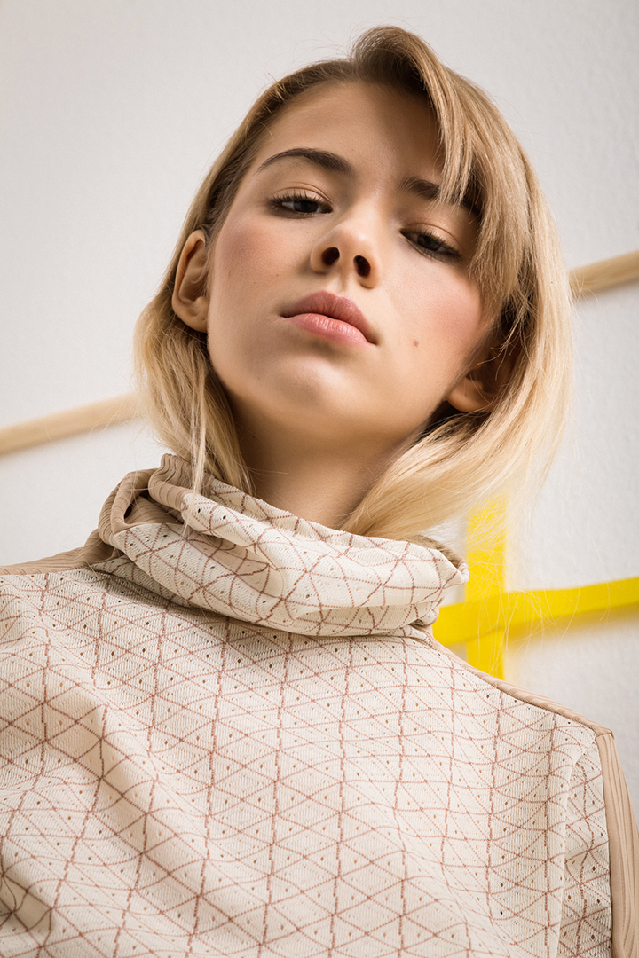 Collection aw16 - AW16_printed-top-detail_720x1080.jpg