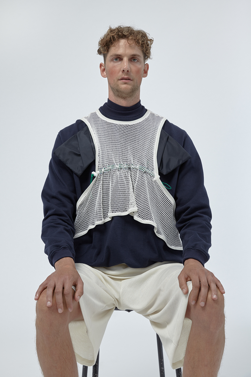 Collection ss18 - SS18_navy-sweater-full-portrait_800x1200.jpg