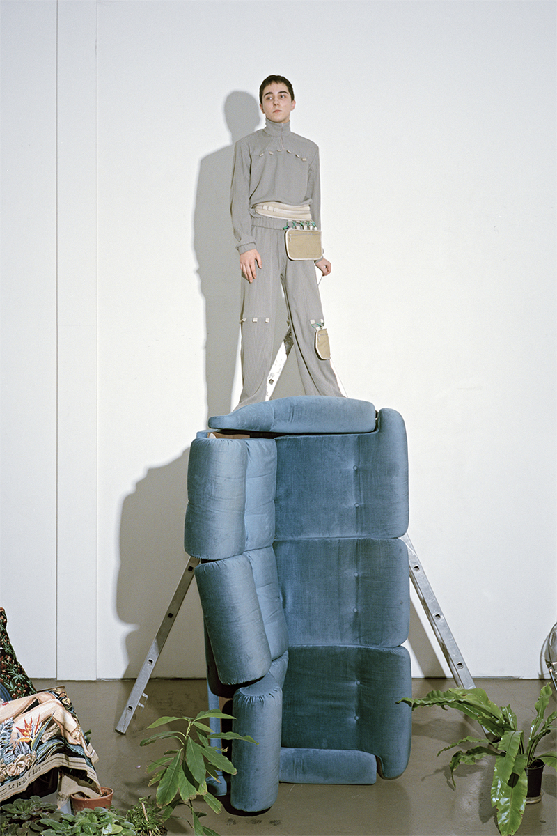 Collection aw18 - AW18_beige-tracksuit-pockets-look_720x1080.jpg