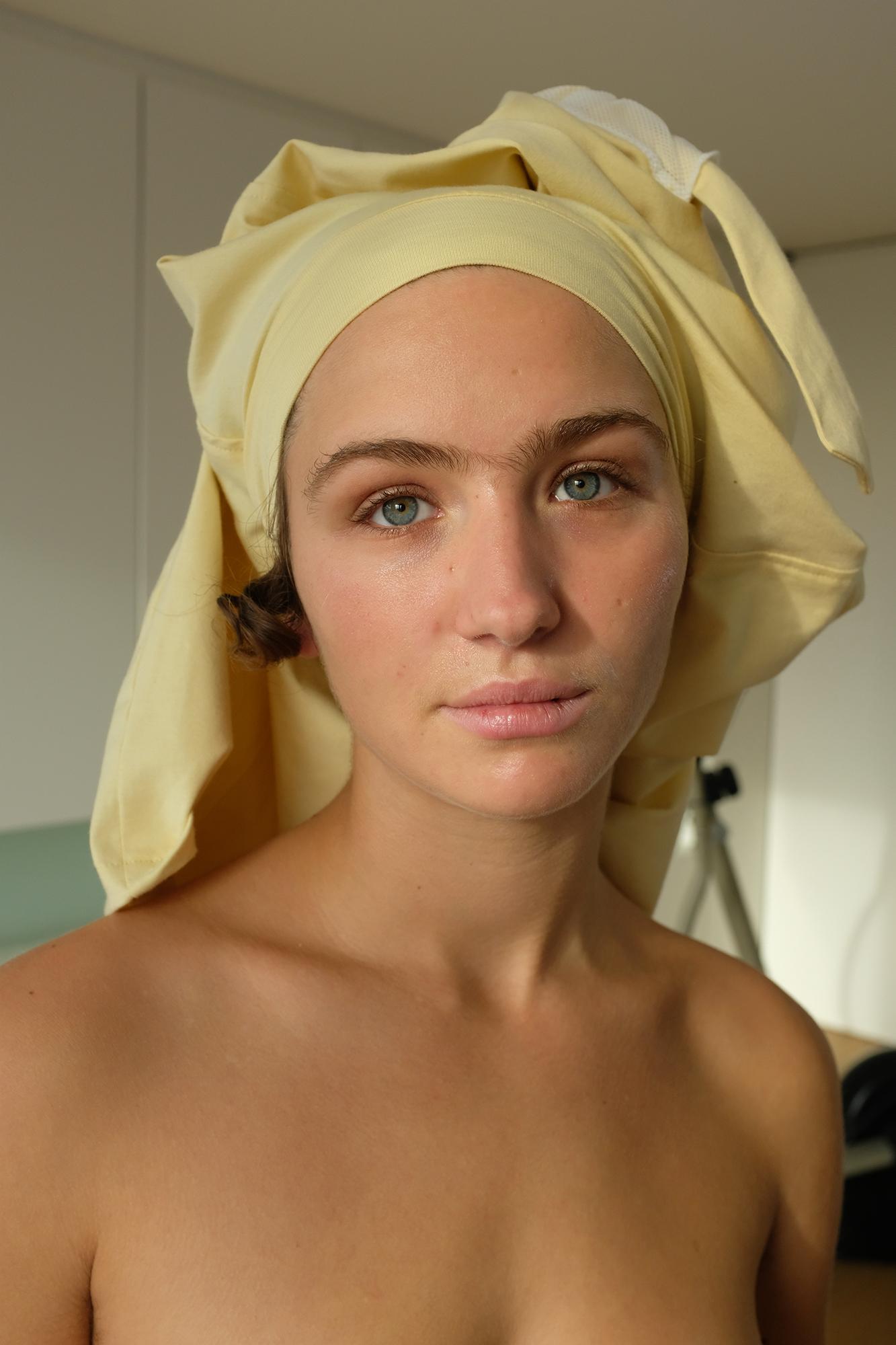 Collection 2020 - head-piece-tshirt-portrait-2000x1333.jpg