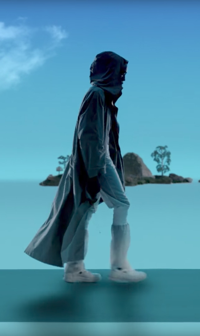 Press MNEK  - samplecm_press_mnek-video_transparent-tracking-trousers_643x1080.jpg