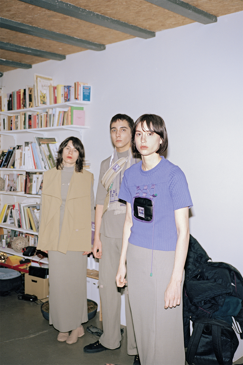 Collection aw18 - AW18_three-climbers-resting_720x1080.jpg