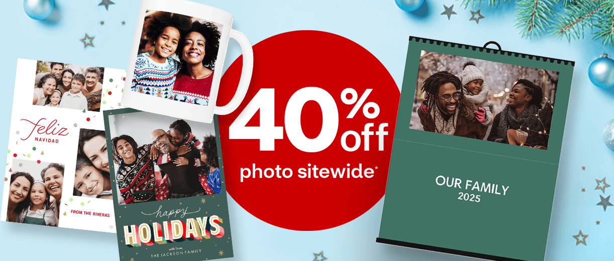 Fourty percent off sitewide, a mug, holiday cards and a calendar with photos of holiday scenes.