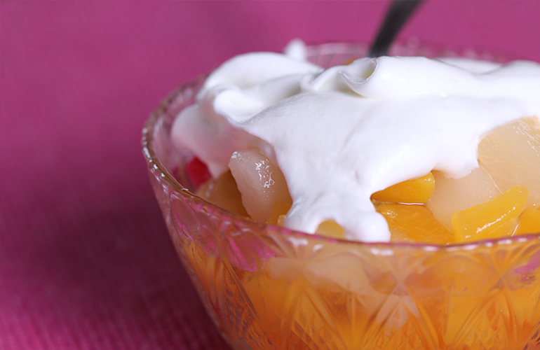 salada de frutas com creme de leite