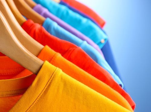 Roupas cheirosas coloridas