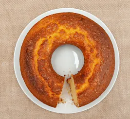 Dia dos Pais na cozinha: confira essa receita simples de bolo para o café da tarde