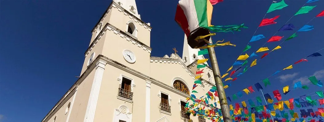 Igreja-decorada-festa-junina