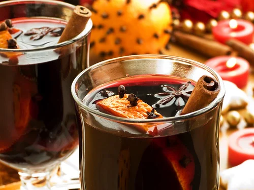 Vinho quente e quentão