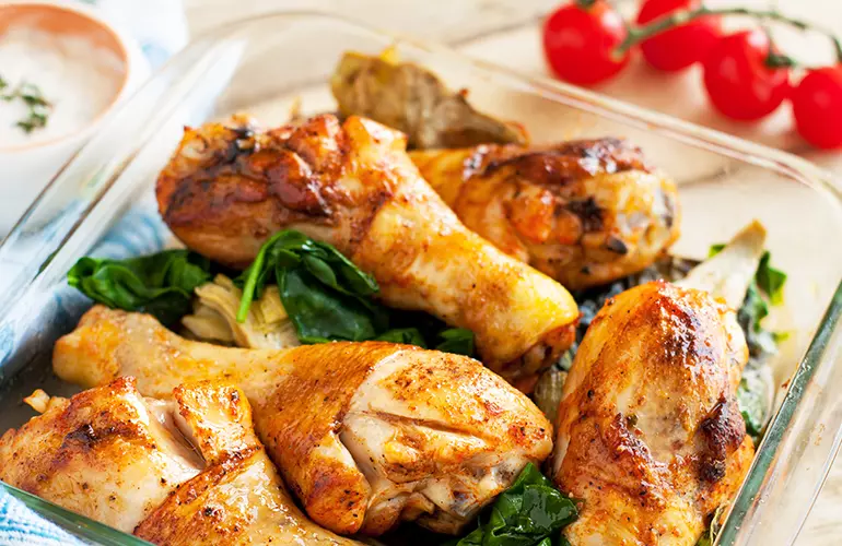 coxa e sobrecoxa de frango assada