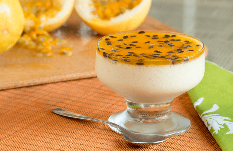Como fazer mousse de maracujá: 5 receitas simples
