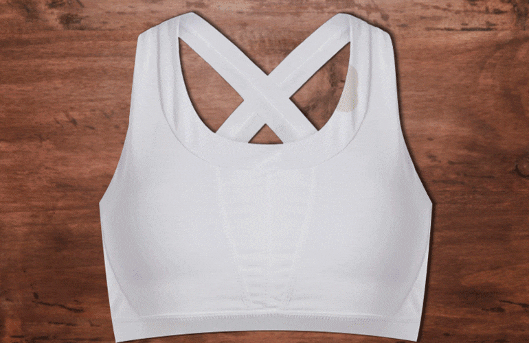 Como tirar mancha de protetor solar da roupa